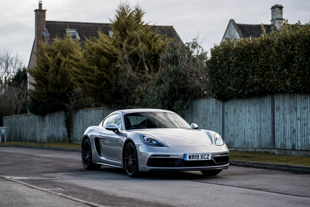 2019 Porsche 718 Cayman GTS - Image 17 of 31