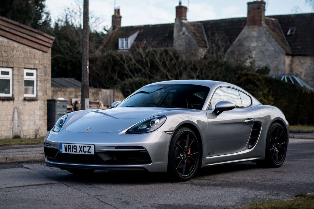 2019 Porsche 718 Cayman GTS - Image 10 of 31