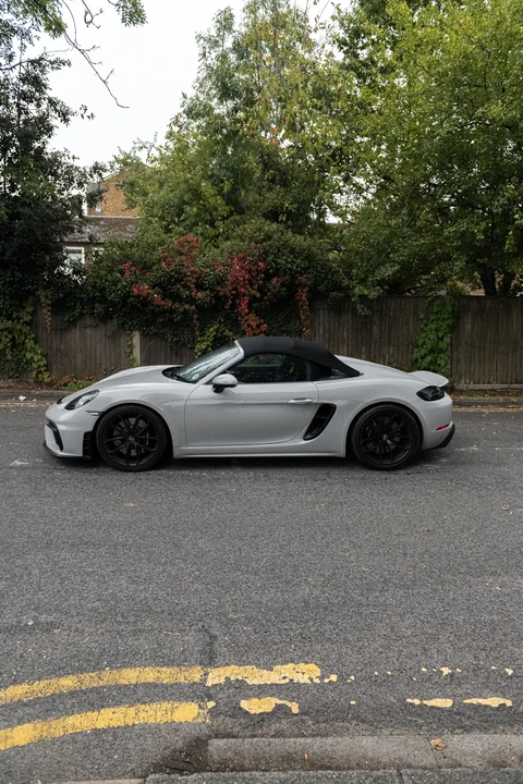 2019 Porsche 718 Boxster Spyder - Image 27 of 31