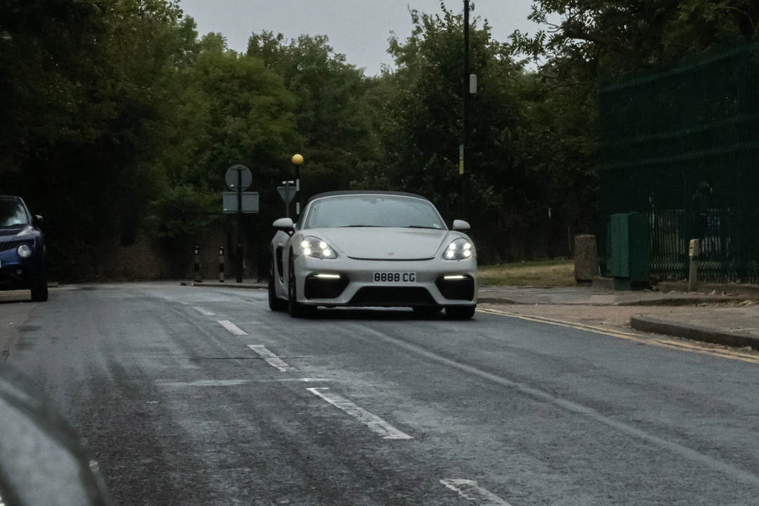 2019 Porsche 718 Boxster Spyder - Image 24 of 31