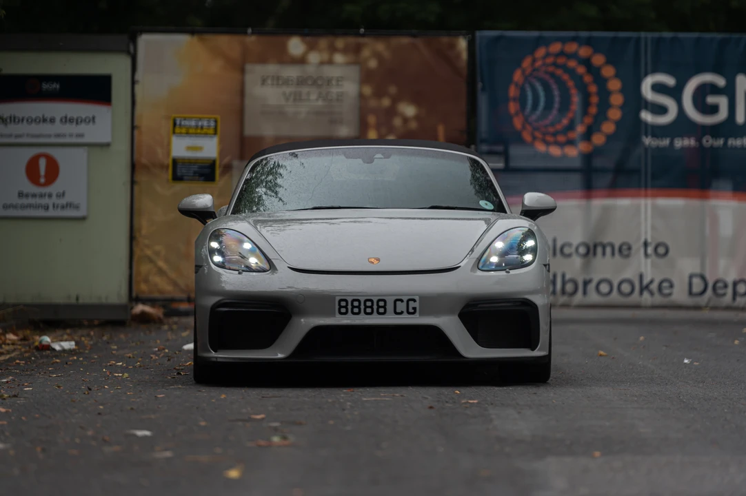 2019 Porsche 718 Boxster Spyder - Image 13 of 31