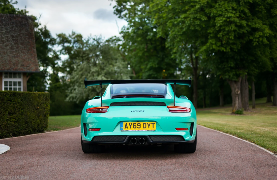 2019 Porsche 991 GT3 RS - Image 17 of 31