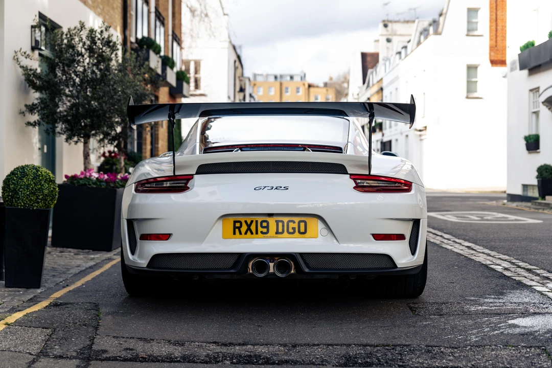 2018 Porsche 991 Carrera - Image 15 of 31
