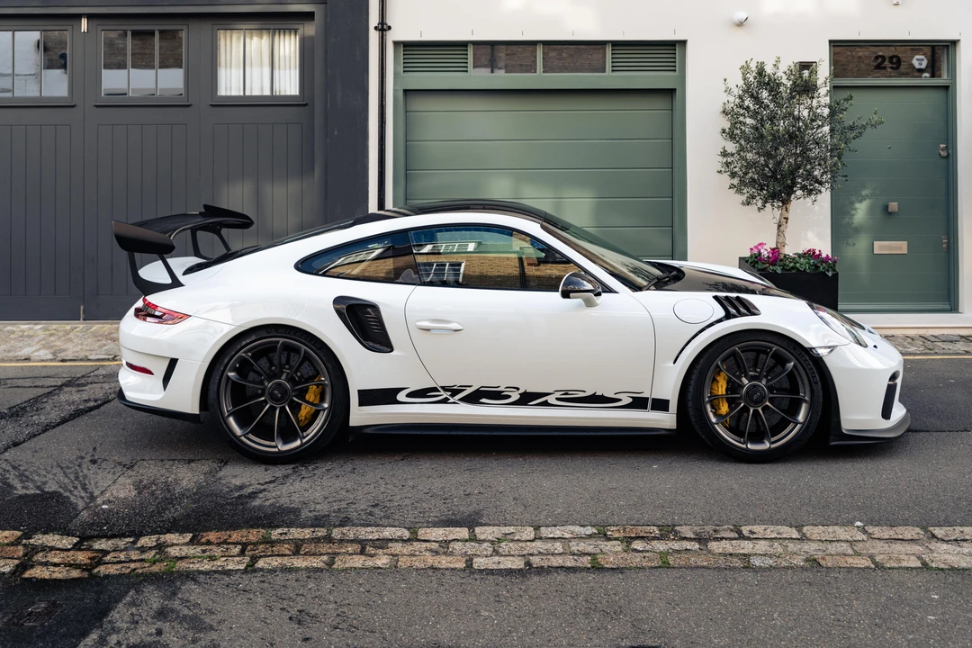 2018 Porsche 991 Carrera - Image 17 of 31