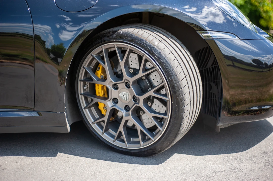 2019 Porsche 992 Carrera S - Image 23 of 31