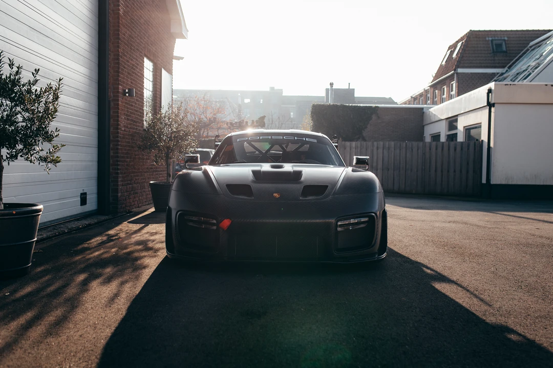2019 Porsche 934 & 935 - Image 11 of 31