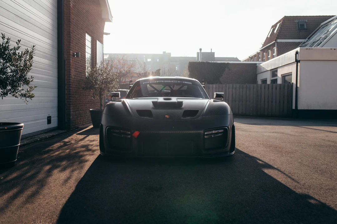 2019 Porsche 934 & 935 - Image 16 of 31