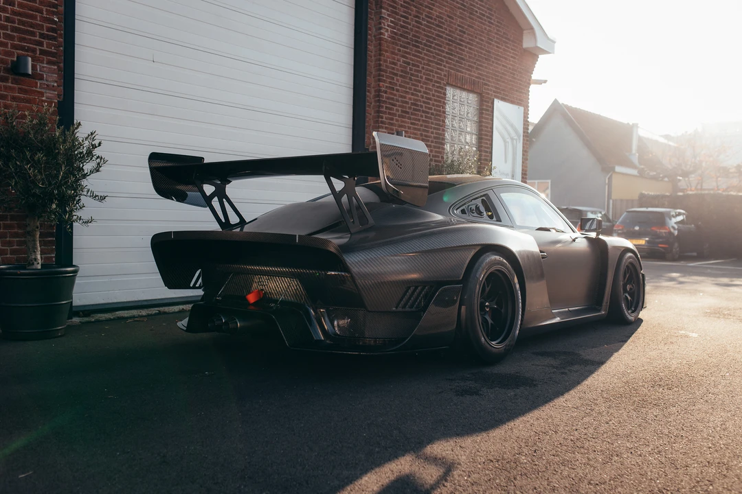 2019 Porsche 934 & 935 - Image 8 of 31