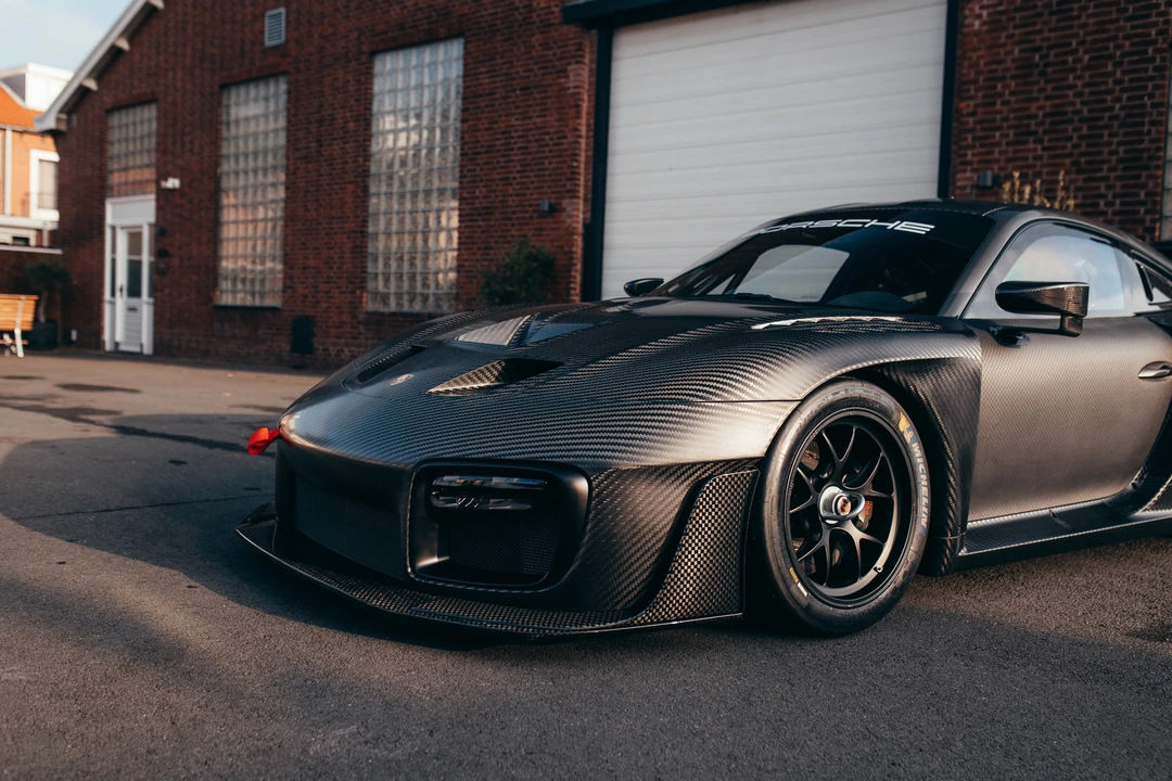 2019 Porsche 934 & 935 - Image 22 of 31