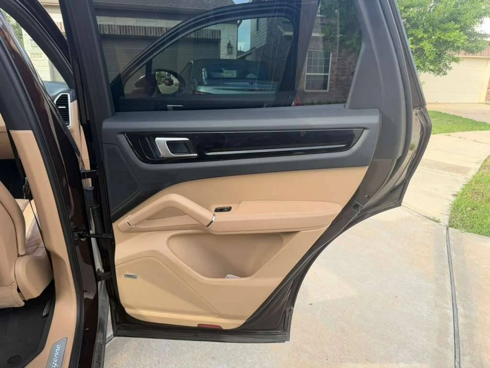 2019 Porsche 9Y0/9Y3 Cayenne S - Image 7 of 24