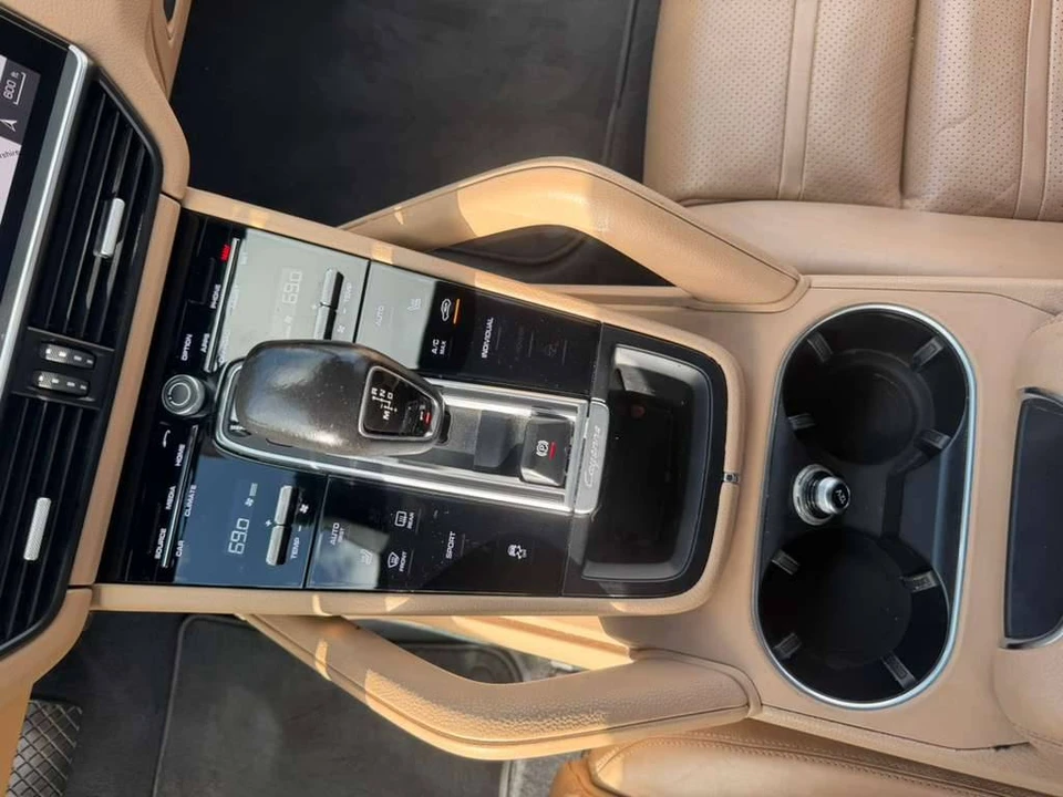 2019 Porsche 9Y0/9Y3 Cayenne S - Image 16 of 24