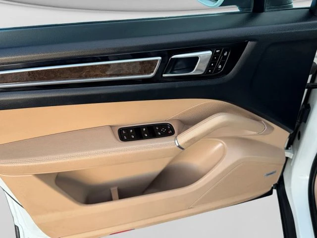 2019 Porsche 9Y0/9Y3 Cayenne - Image 10 of 31