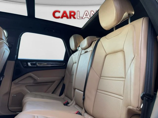 2019 Porsche 9Y0/9Y3 Cayenne - Image 17 of 31