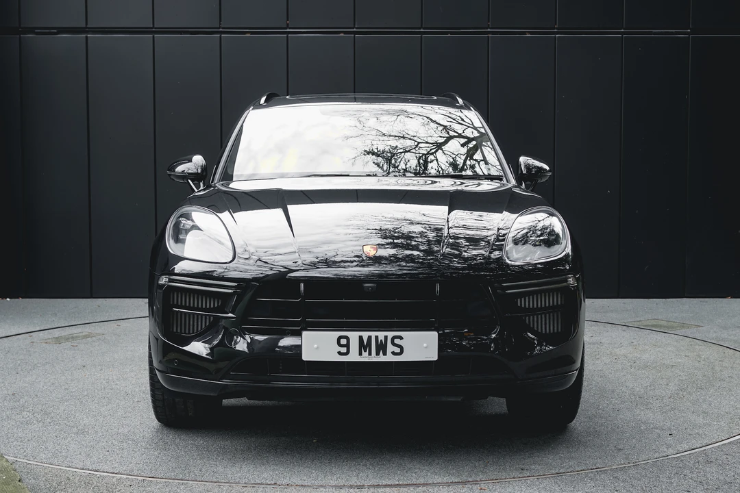 2019 Porsche Macan Turbo - Image 16 of 31