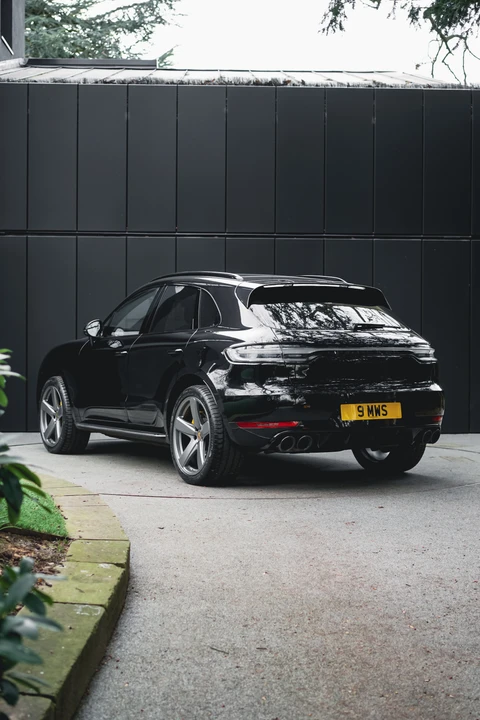 2019 Porsche Macan Turbo - Image 25 of 31