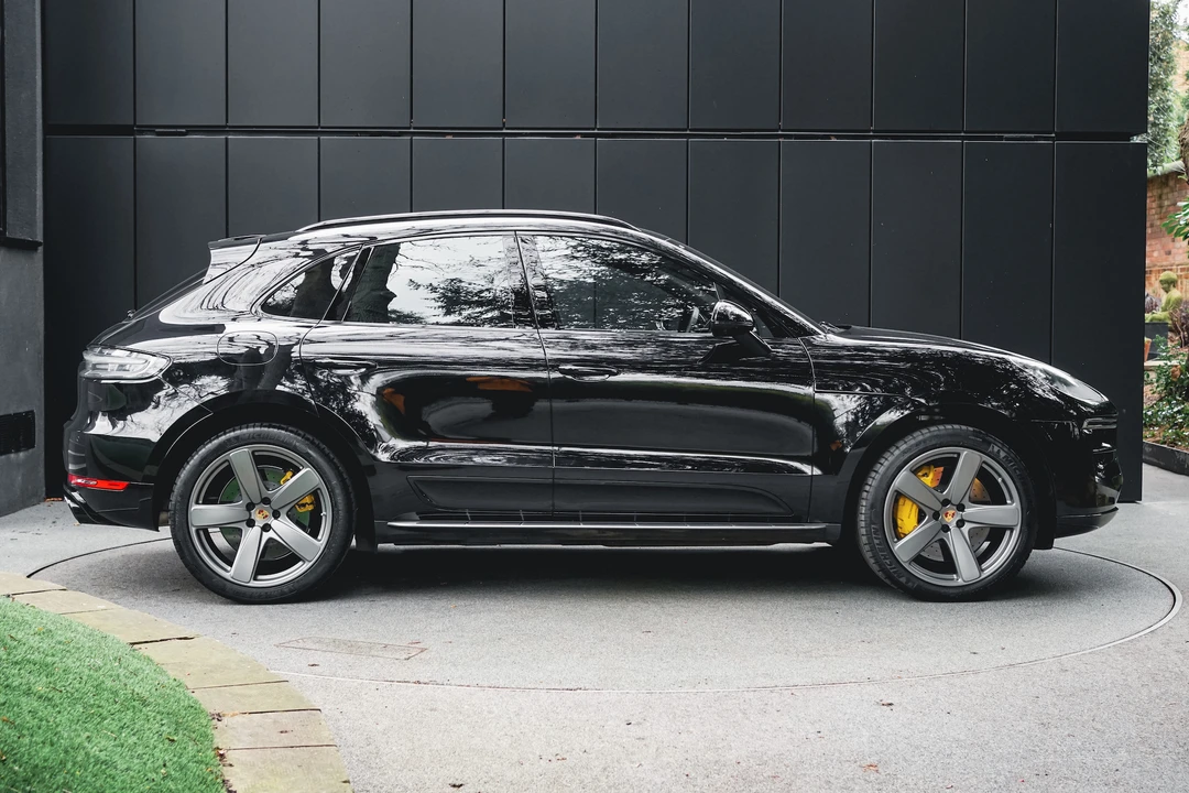 2019 Porsche Macan Turbo - Image 5 of 31