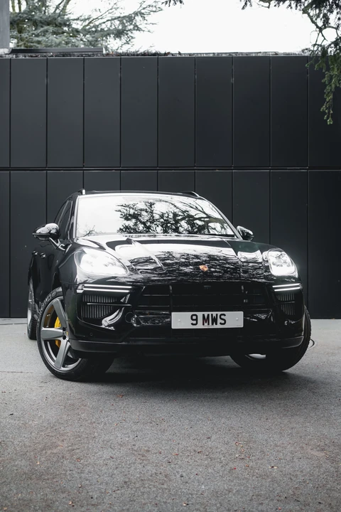 2019 Porsche Macan Turbo - Image 27 of 31