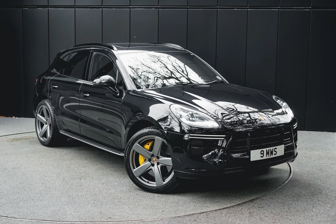 2019 Porsche Macan Turbo - Image 12 of 31