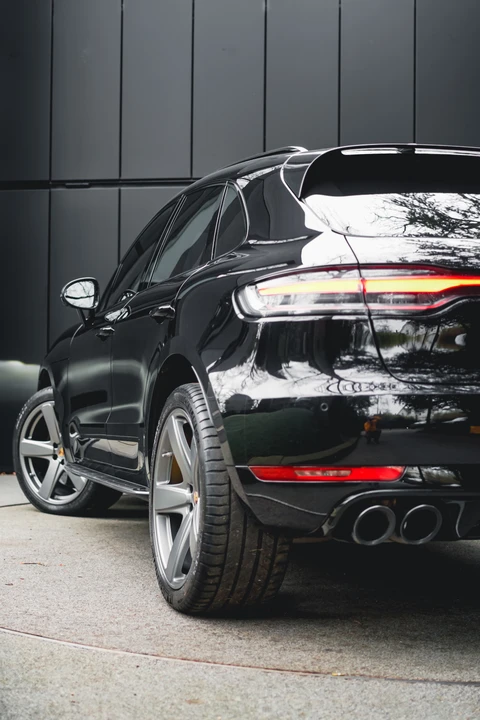 2019 Porsche Macan Turbo - Image 30 of 31