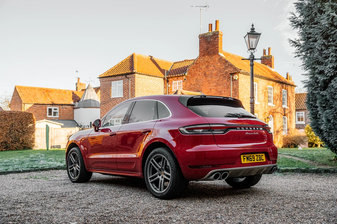 2019 Porsche Macan Turbo - Image 6 of 31