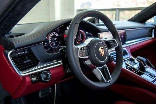 2019 Porsche 971 Panamera Sport Turismo - Image 5 of 7