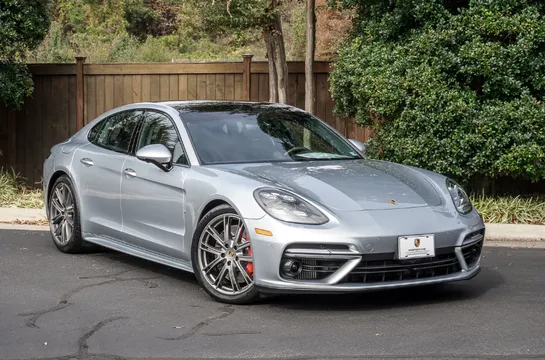 2019 Porsche Panamera Turbo