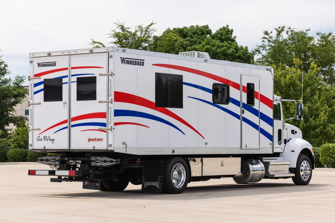 2019 Peterbilt - Image 7 of 31