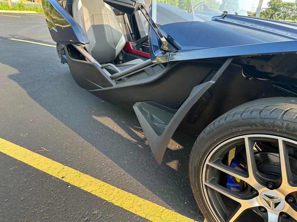 2019 Polaris Slingshot - Image 27 of 31