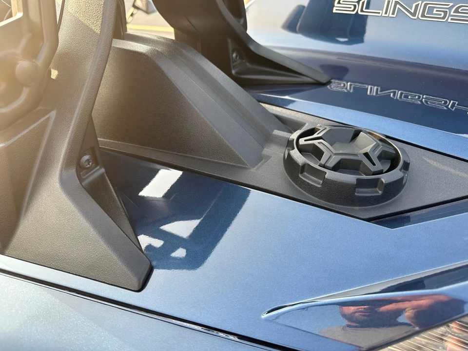 2019 Polaris Slingshot - Image 17 of 31
