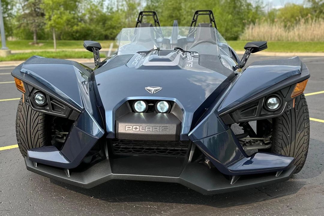 2019 Polaris Slingshot - Image 2 of 31