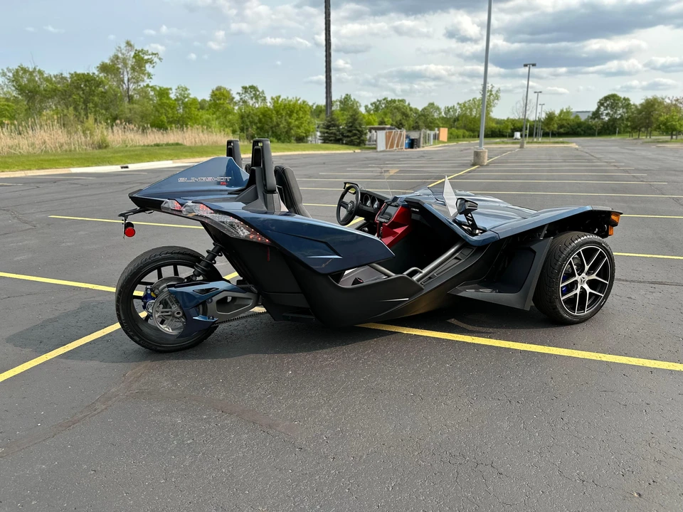 2019 Polaris Slingshot - Image 9 of 31