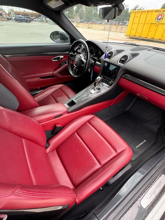 2019 Porsche 718 Cayman - Image 11 of 17