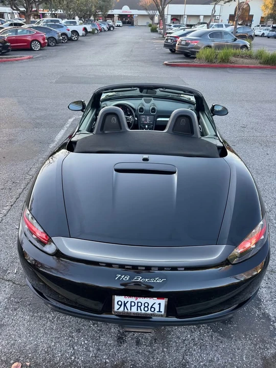 2019 Porsche 718 Boxster - Image 14 of 18