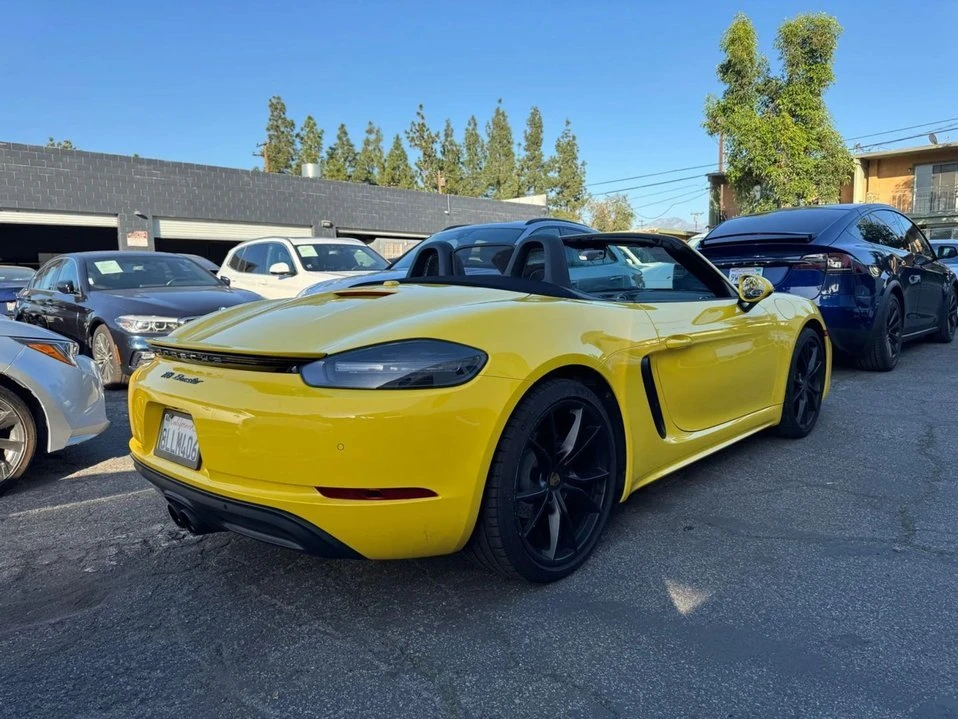 2019 Porsche 718 Boxster - Image 2 of 17