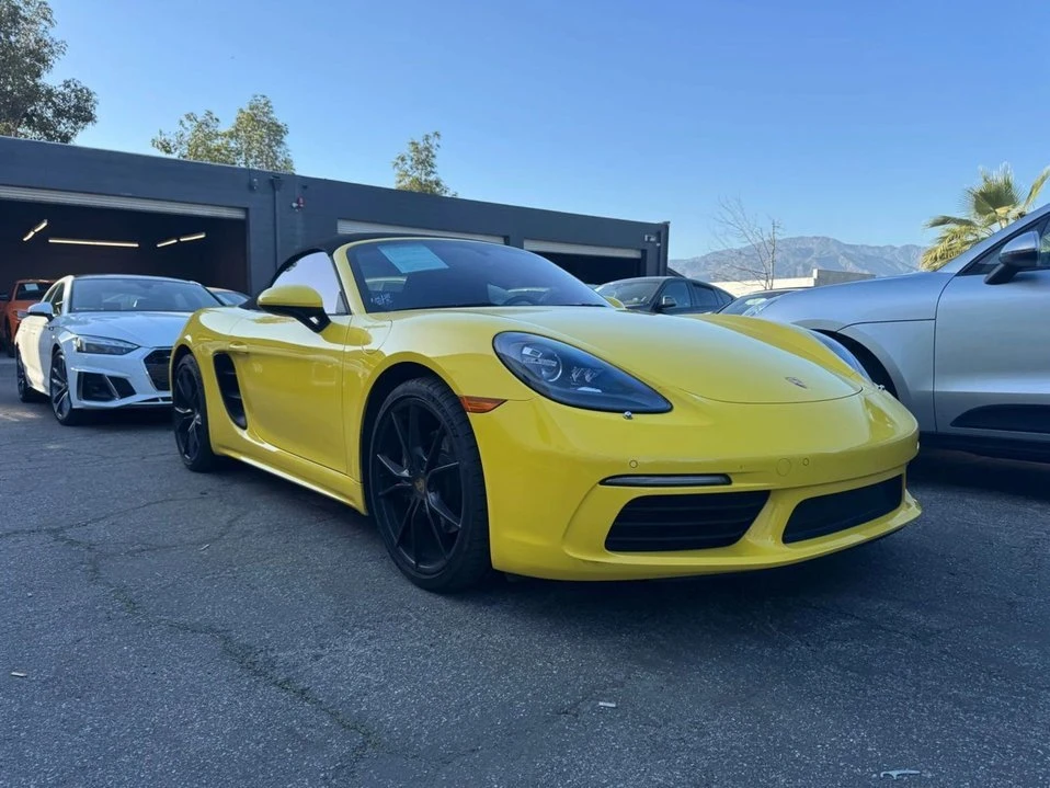 2019 Porsche 718 Boxster - Image 8 of 17
