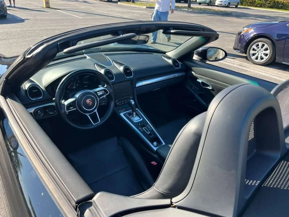2019 Porsche 718 Boxster - Image 10 of 20
