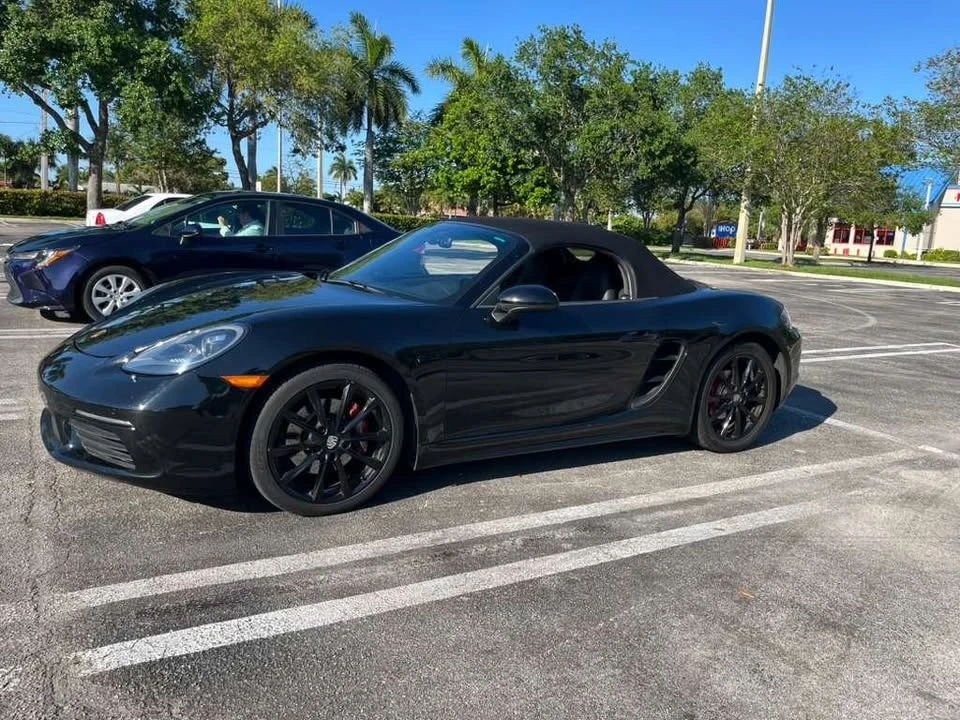 2019 Porsche 718 Boxster - Image 17 of 20