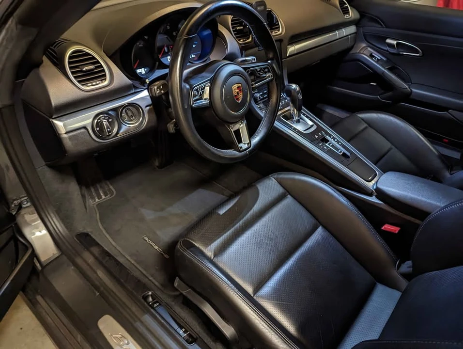 2019 Porsche 718 Boxster - Image 13 of 19