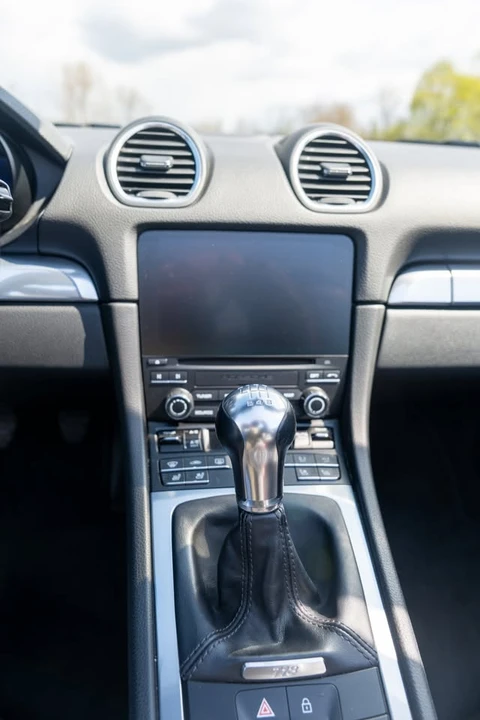 2019 Porsche 718 Boxster - Image 10 of 19