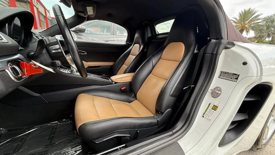 2019 Porsche 718 Boxster - Image 8 of 15