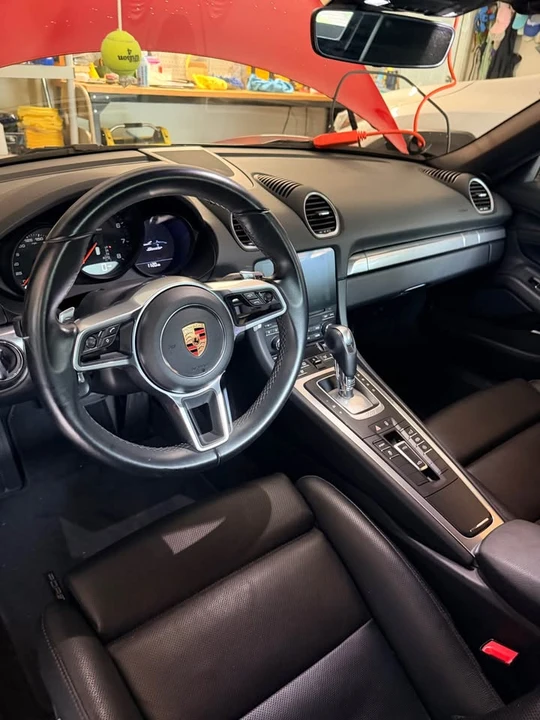 2019 Porsche 718 Boxster - Image 4 of 12