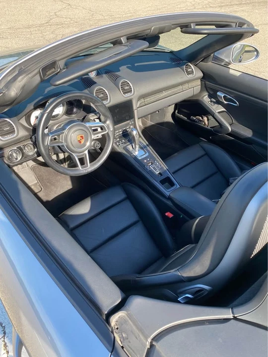 2019 Porsche 718 Boxster - Image 8 of 10