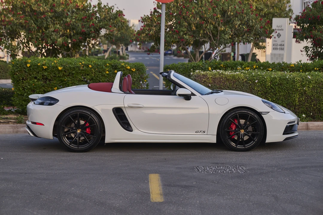 2019 Porsche 718 Boxster GTS - Image 17 of 31