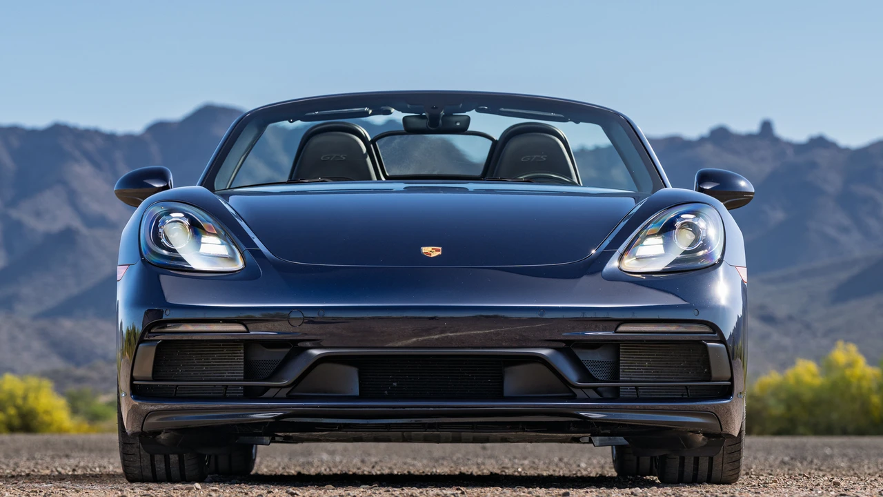 2019 Porsche 718 Boxster GTS - Image 11 of 31
