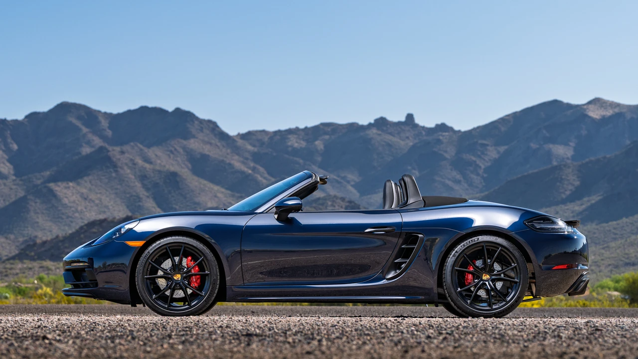 2019 Porsche 718 Boxster GTS - Image 13 of 31