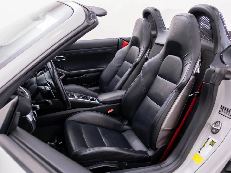2019 Porsche 718 Boxster GTS - Image 5 of 5