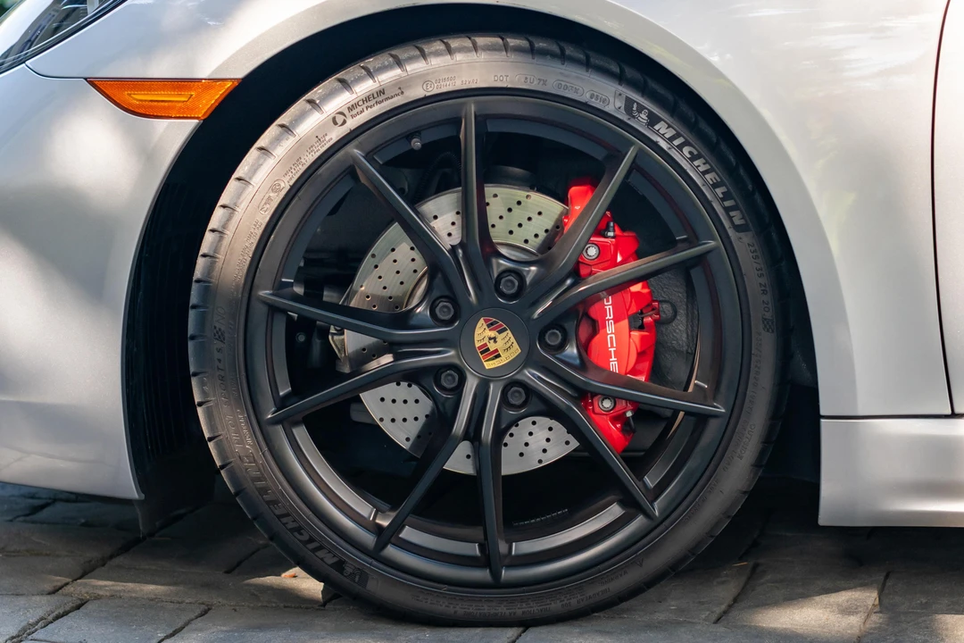 2019 Porsche 718 Boxster GTS - Image 27 of 31