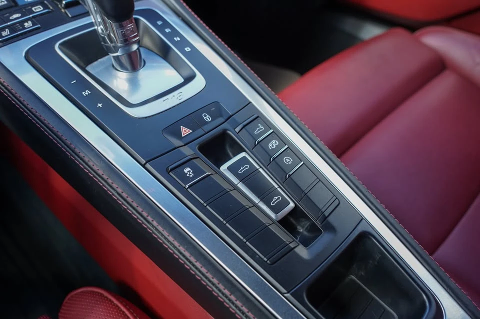 2019 Porsche 718 Boxster - Image 10 of 20