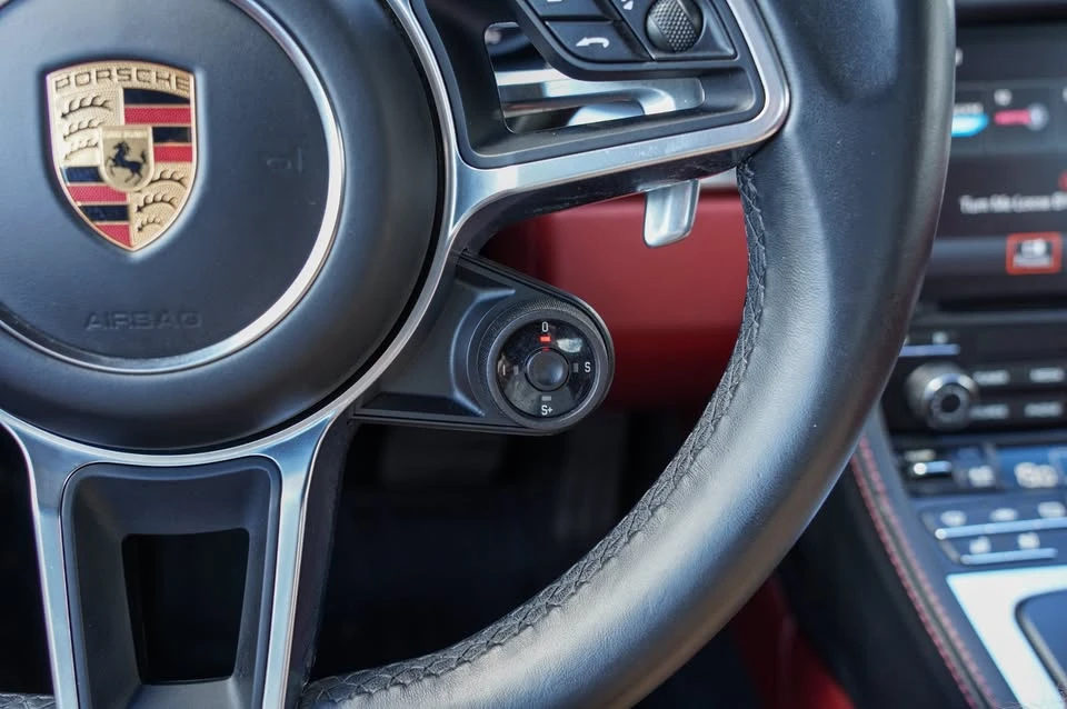 2019 Porsche 718 Boxster - Image 16 of 20