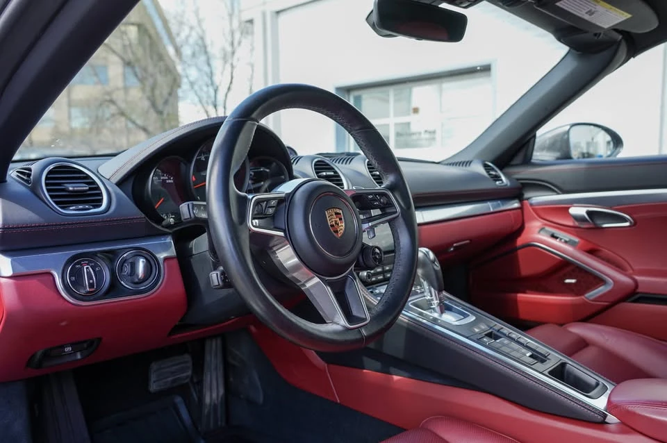 2019 Porsche 718 Boxster - Image 12 of 20